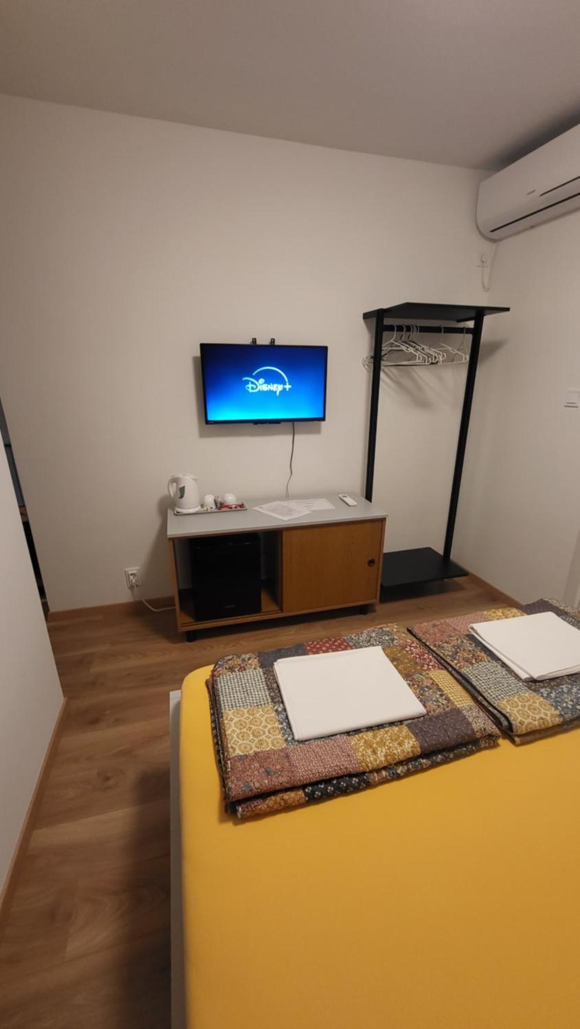 Apartments & Rooms Fam Ribaric Banjol Δωμάτιο φωτογραφία